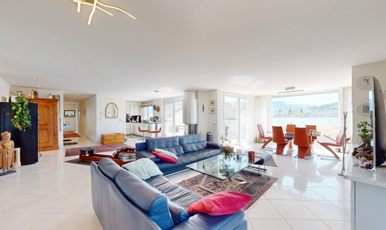 Wohnen mit Weitblick: Exklusive Wohnung direkt am Sihlsee - 3