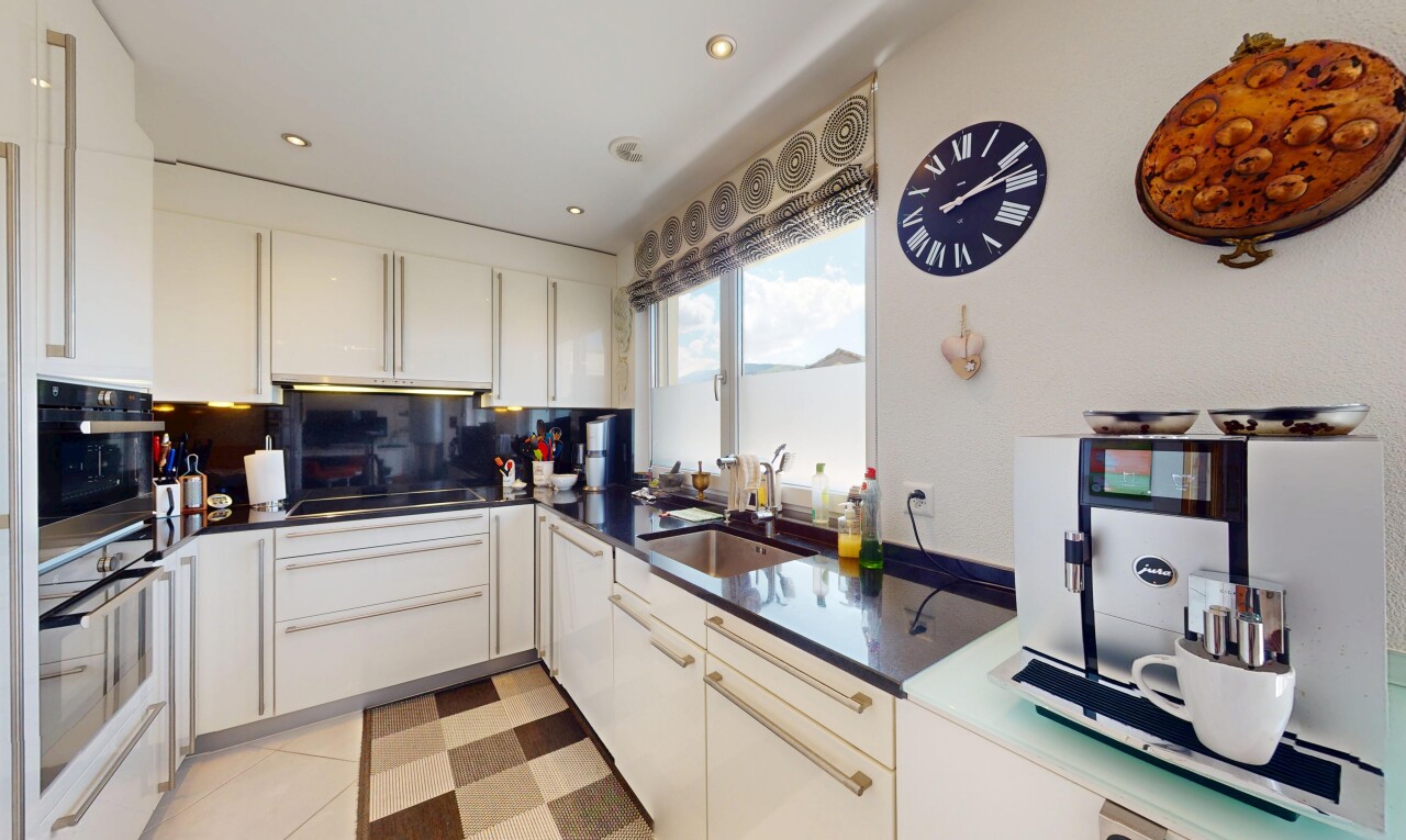 Wohnen mit Weitblick: Exklusive Wohnung direkt am Sihlsee - 6