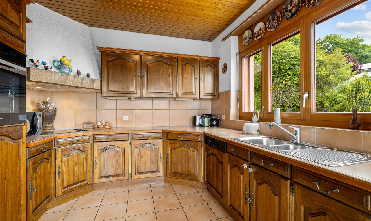 Helles 4-Zimmer-Penthouse mit traumhaftem Seeblick am Neuenburgersee - 3