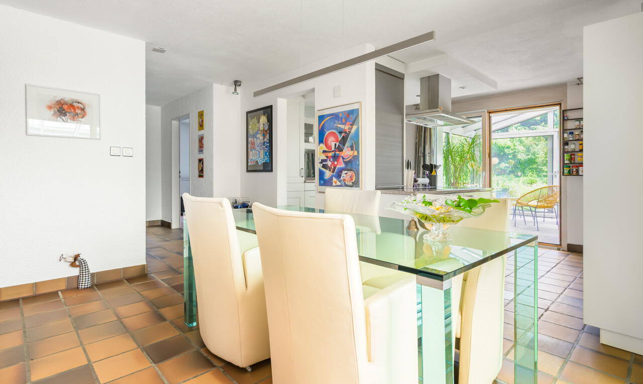 Exklusives EFH in Grabs mit Naturpool & Aussicht in Toplage - 7