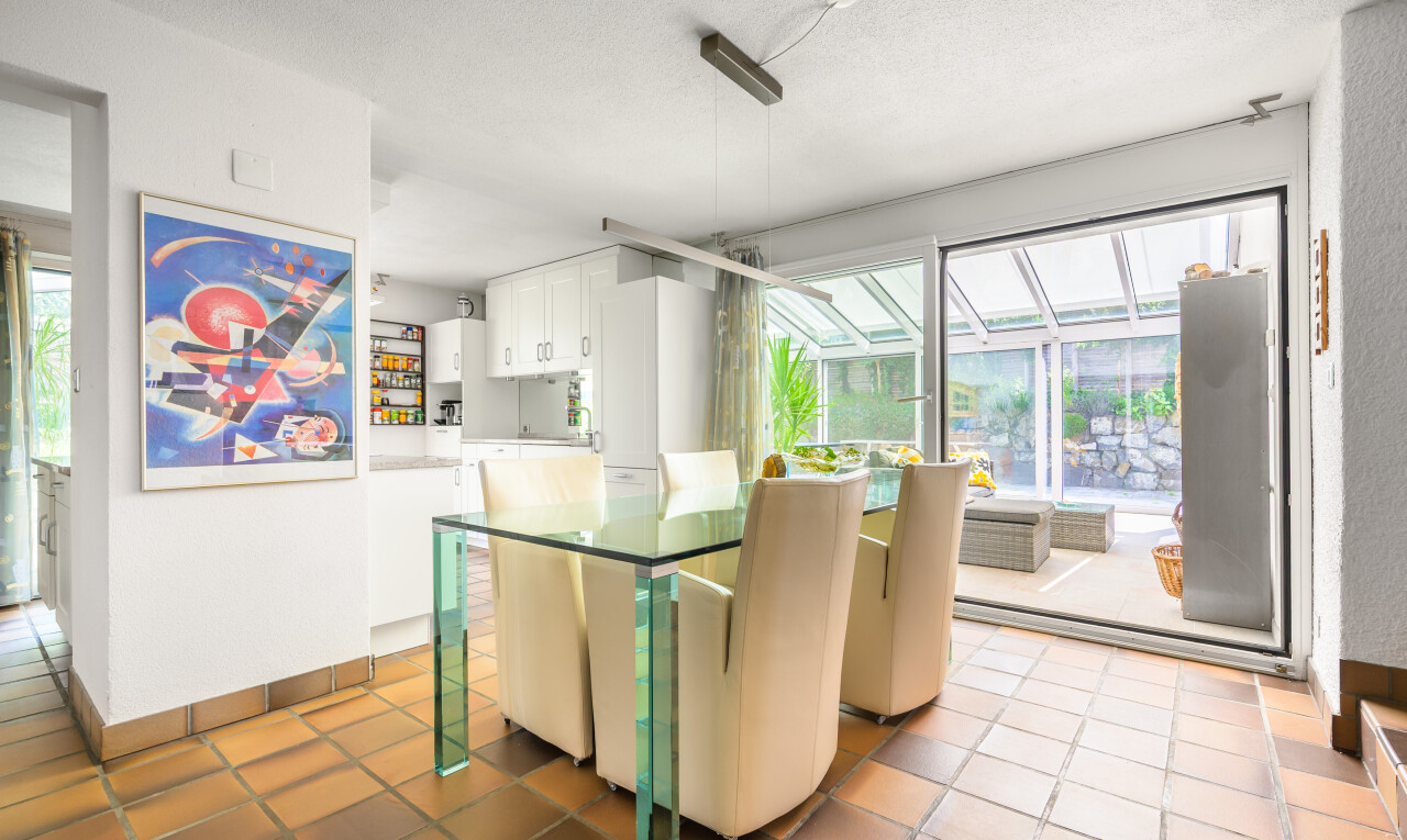 Exklusives EFH in Grabs mit Naturpool & Aussicht in Toplage - 8