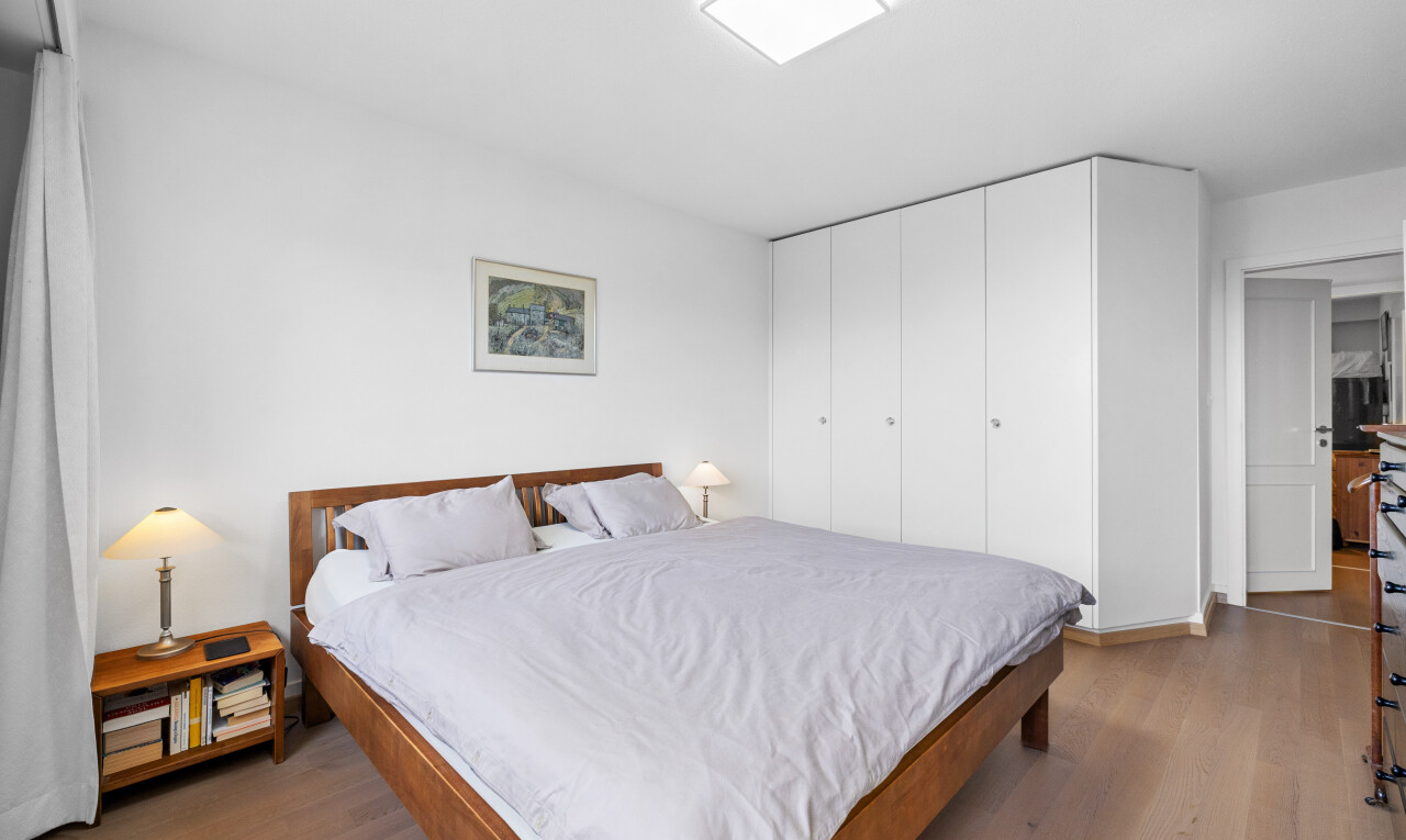 BEEINDRUCKENDE AUSSICHT, GROSSZÜGIGER GRUNDRISS UND HOCHWERTIGES WOHNU - 6