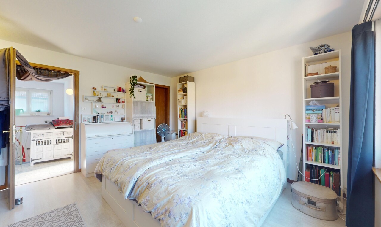 Grosszügiges Haus mit Garten, Garage & viel Platz für Familie & Büro - 6