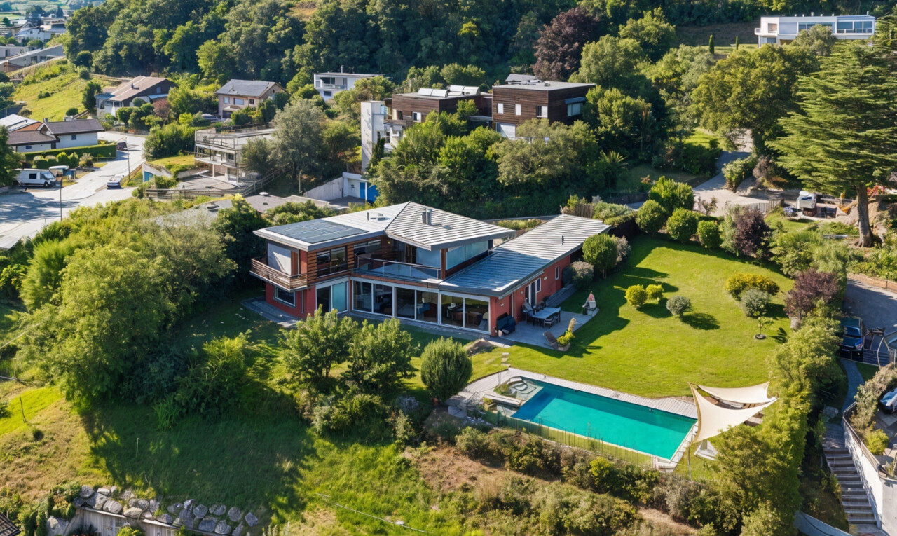 Außergewöhnliche Villa mit Panoramablick in Savièse - 0
