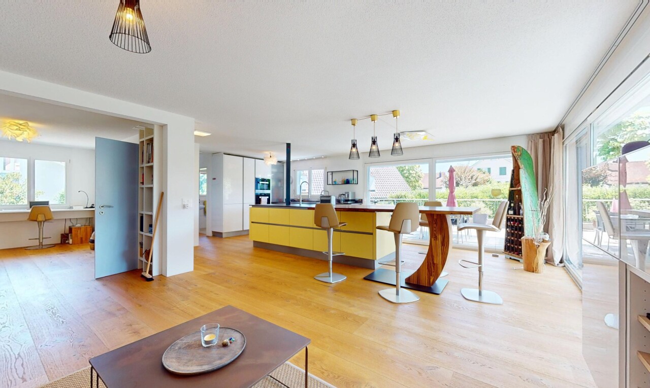 Freistehendes 5.5-Zimmer-Einfamilienhaus in Hombrechtikon - 1