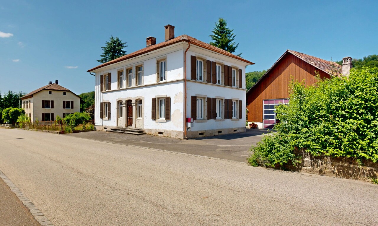 Familienhaus mit Garten - friedlicher Rahmen - 0