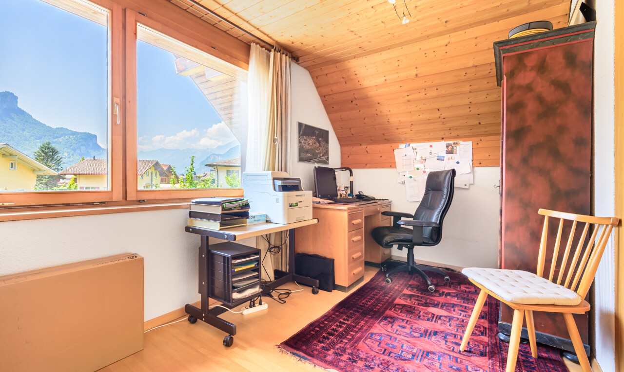 Grosszügiges Einfamilienhaus mit integrierter Praxis - 7