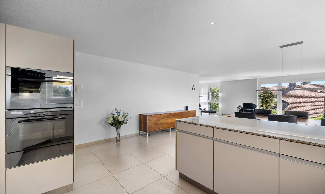 Mehr als nur Wohnen: Lifestyle-Refugium mit Bauparzelle als Garten - 9