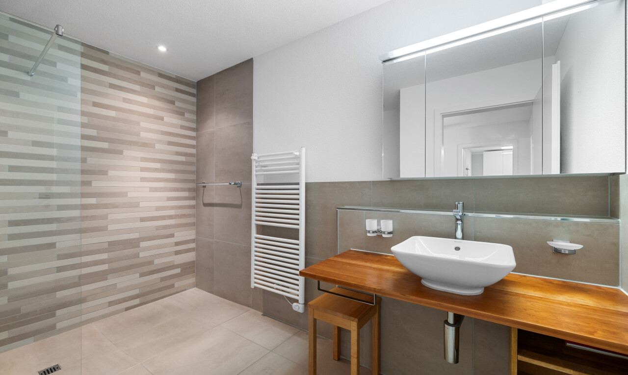 Mehr als nur Wohnen: Lifestyle-Refugium mit Bauparzelle als Garten - 10