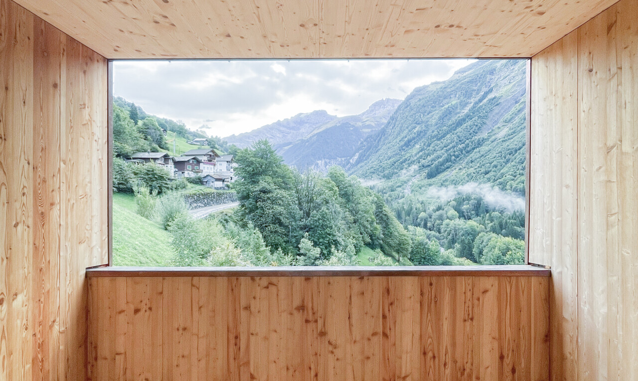 Attikawohnung mit Aussicht in Spiringen - 0