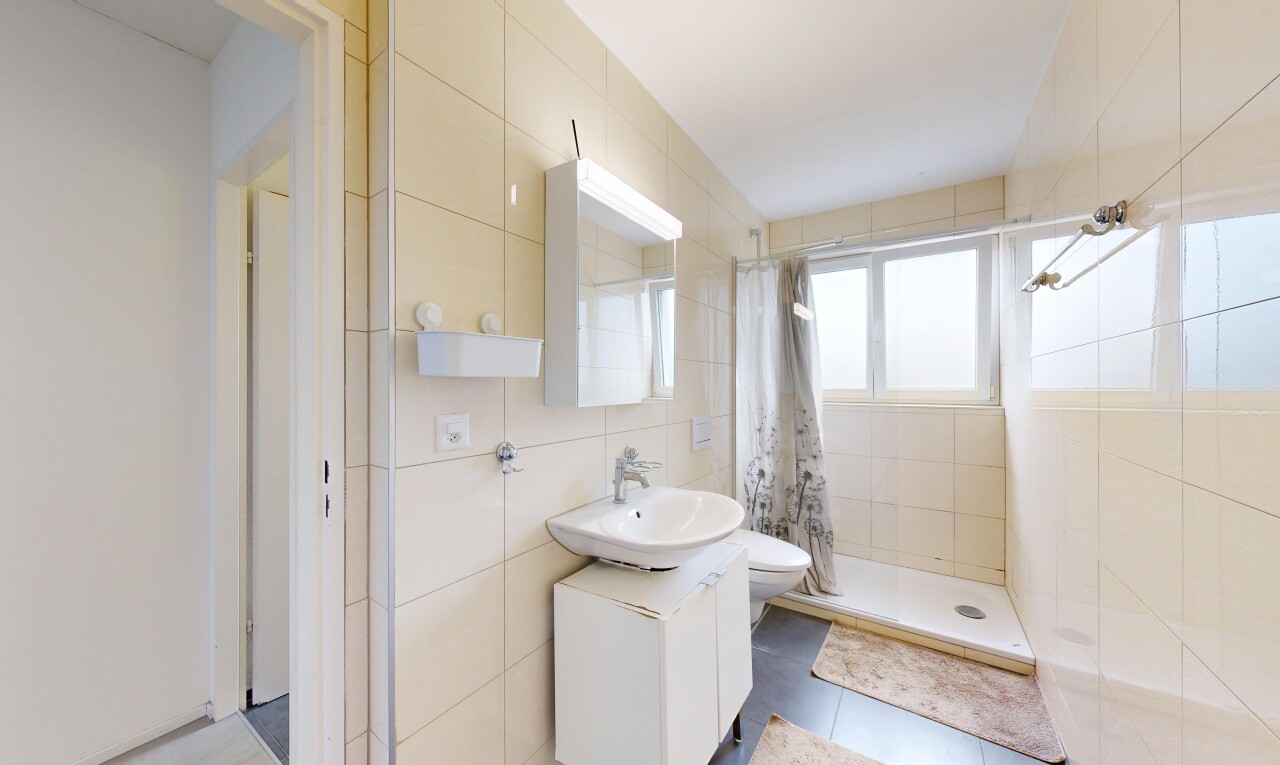 Gepflegte 4.5-Zimmerwohnung mit Garagenbox (im Baurecht) - 8