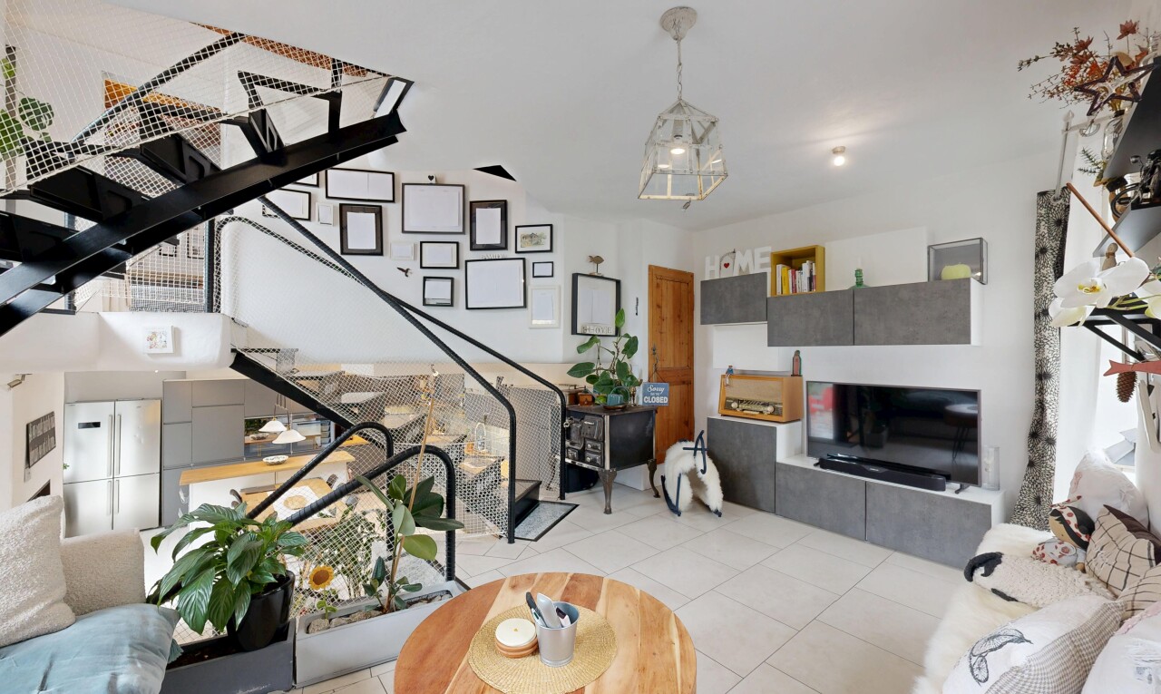 Unvergleichlicher Charme – 4-Zimmer-Haus mit großzügigen Außenbereiche - 7