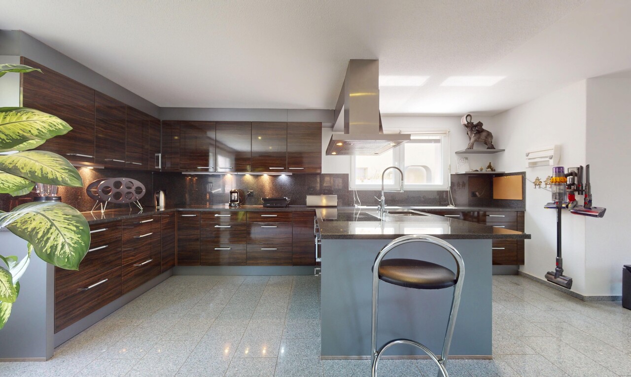 Helles Familienhaus mit Gartenparadies - 3