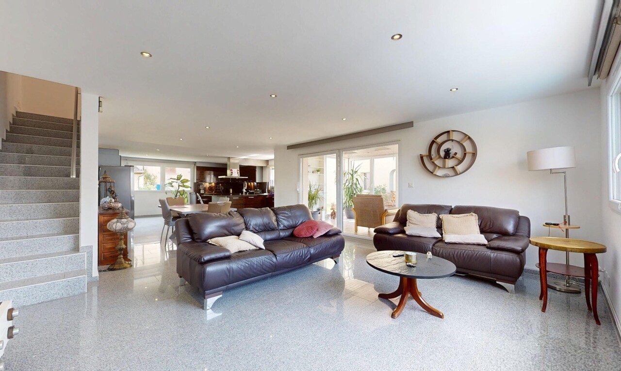 Helles Familienhaus mit Gartenparadies - 6