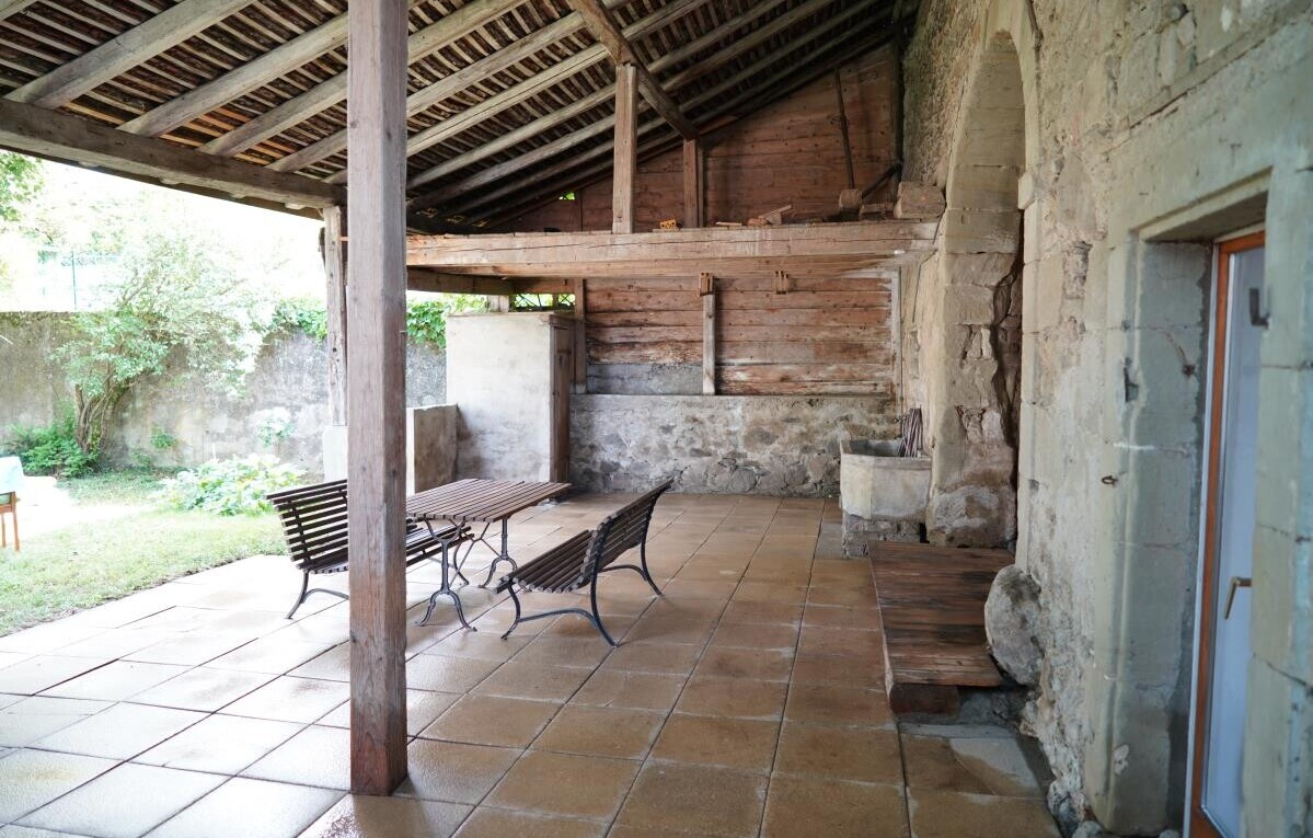 Maison mitoyenne médiane in à Sullens - 3