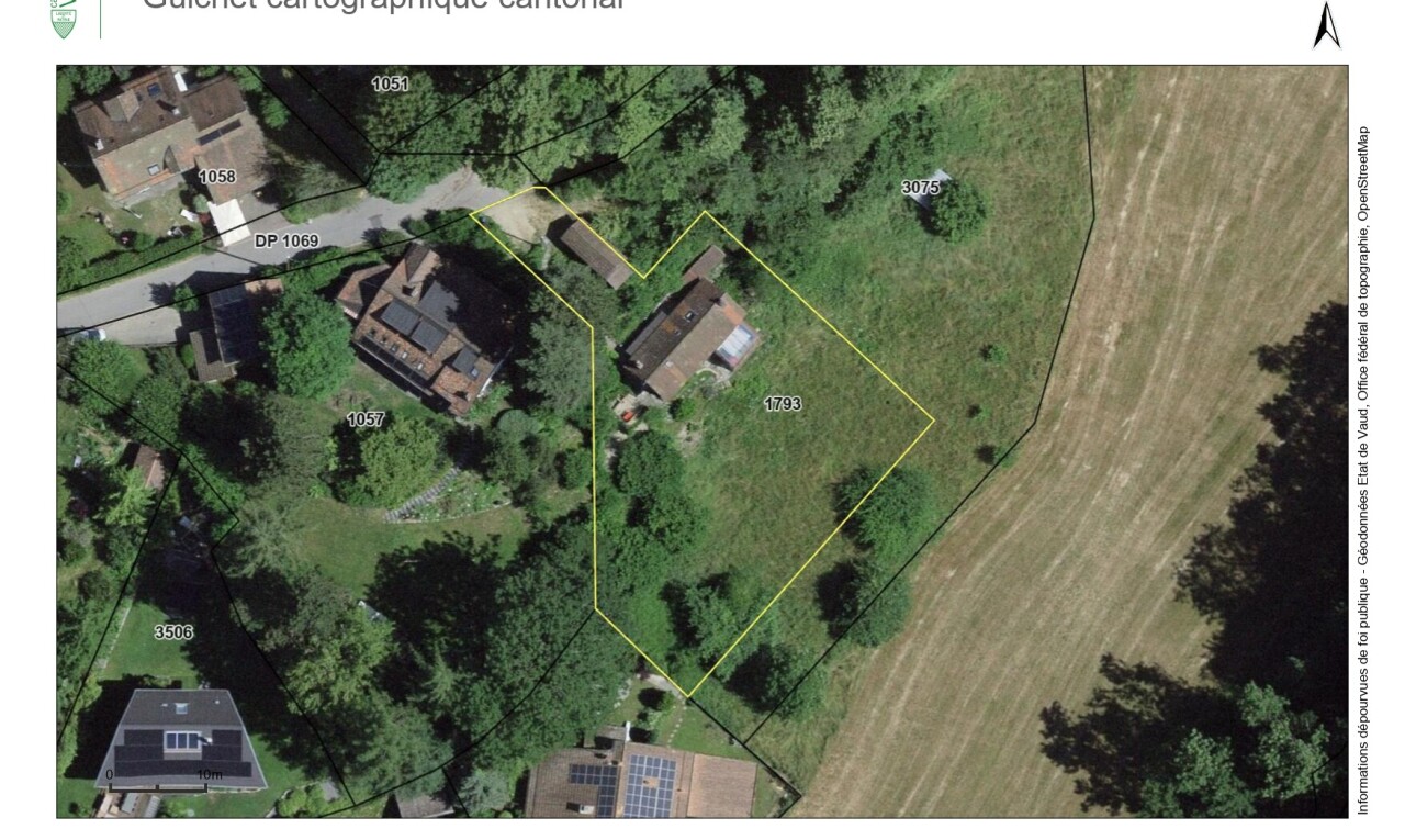 BAULAND MIT PROJEKT FÜR 2 WOHNEINHEITEN + GRÜNFLÄCHE - 0