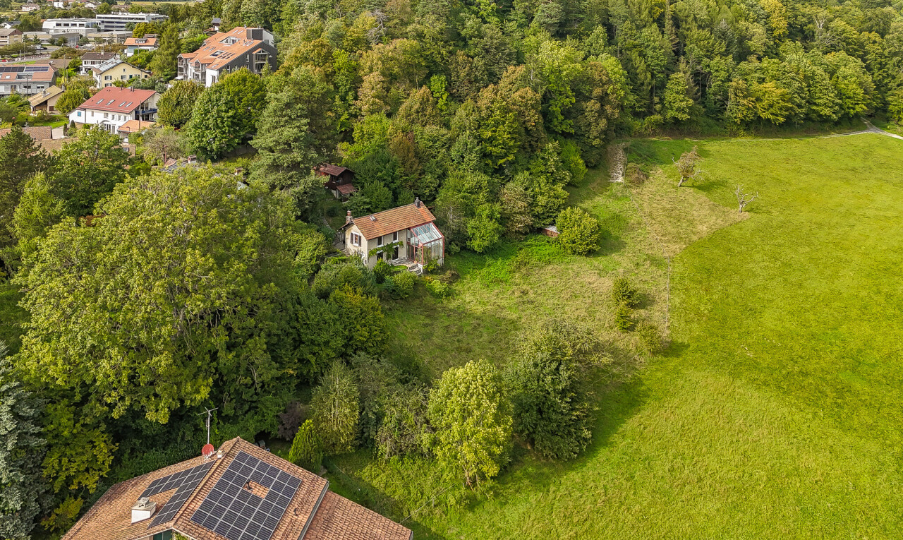 BAULAND MIT PROJEKT FÜR 2 WOHNEINHEITEN + GRÜNFLÄCHE - 6