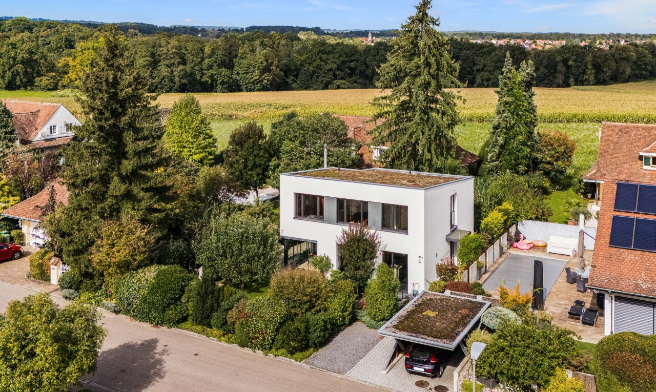 Stilvolles Einfamilienhaus an begehrter Lage - Wohnen auf hohem Niveau - 0