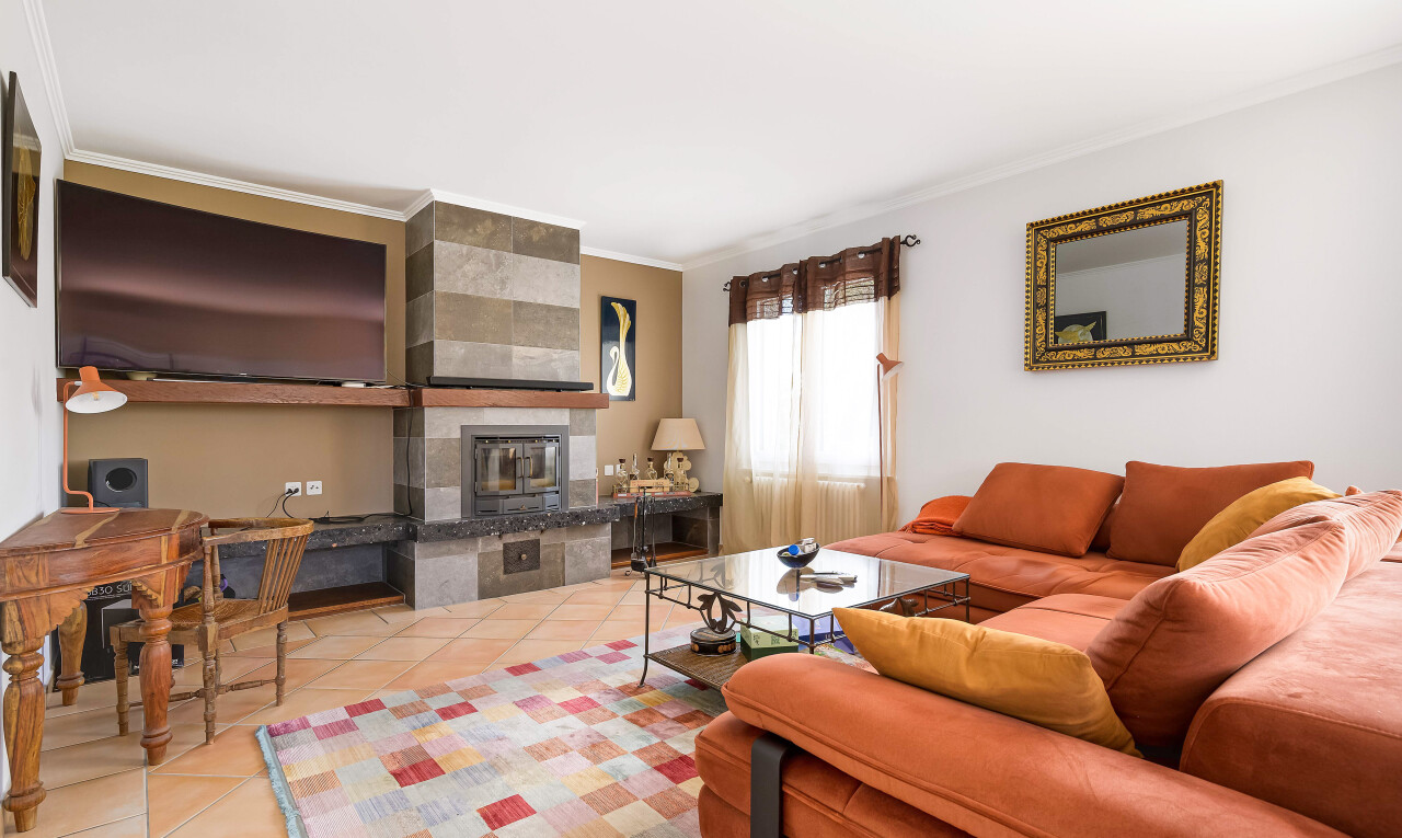 Elegant Villa with Private Spa near Lausanne - 6