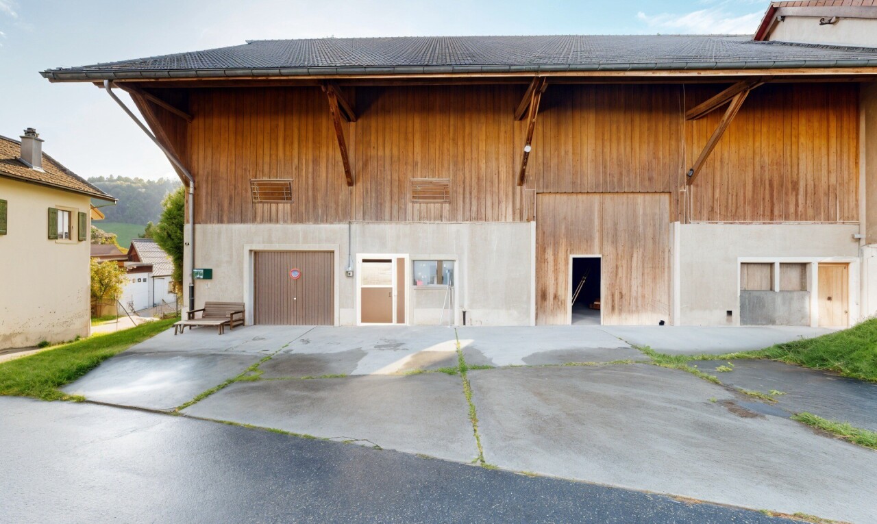 Maison mitoyenne d'angle in à Lovatens - 0