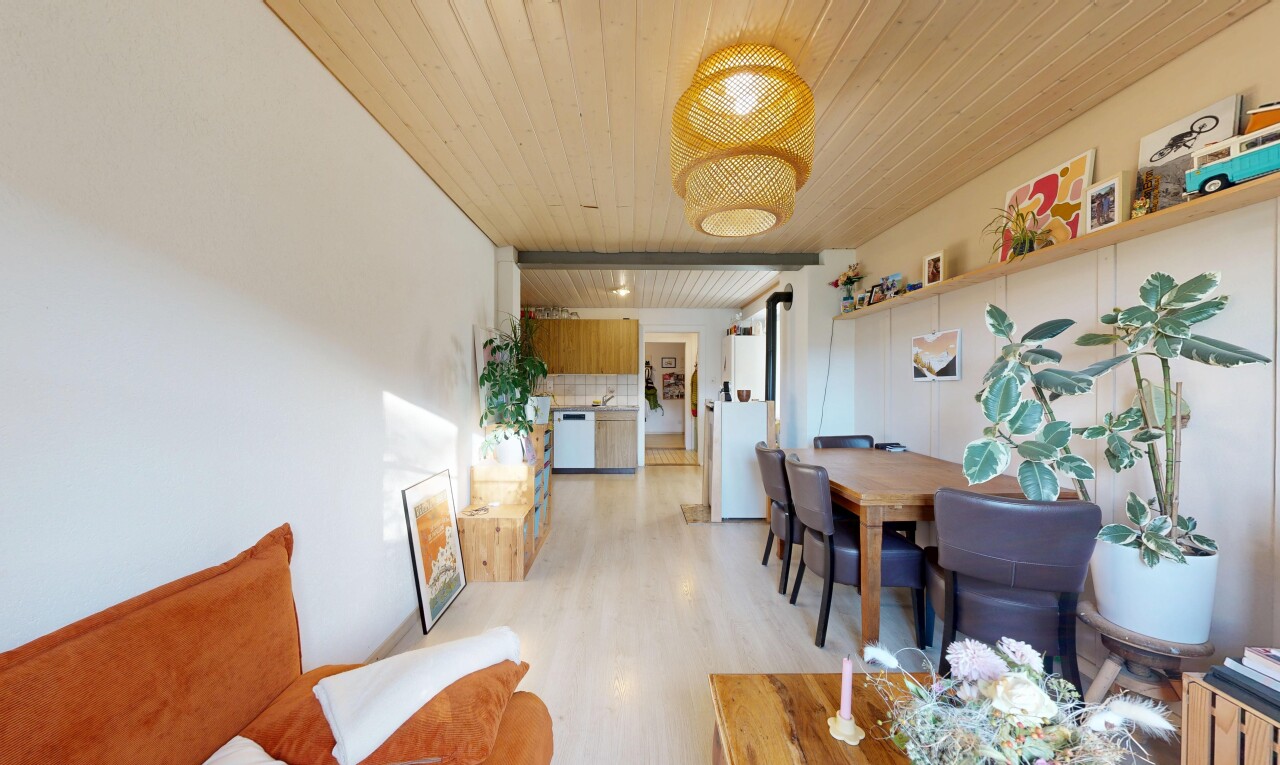 Maison mitoyenne d'angle in à Lovatens - 4