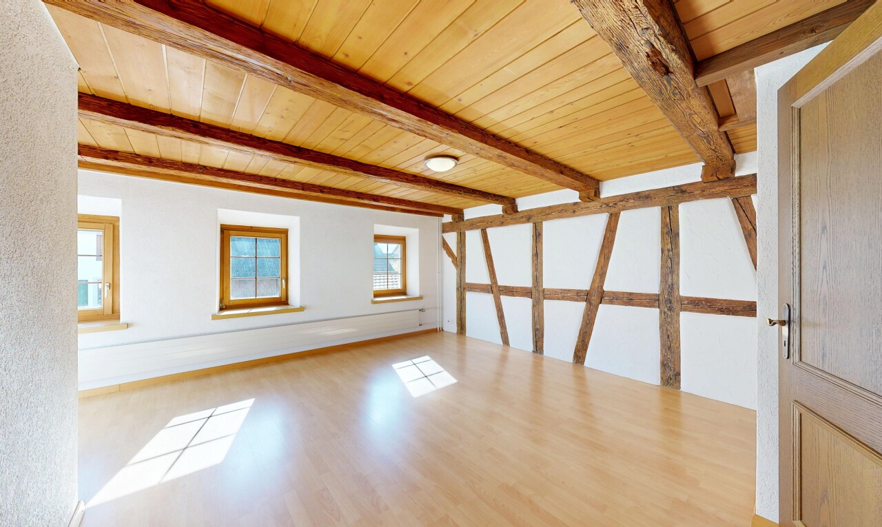 Charmantes 4-Zimmer-Haus mit grossem separatem Garten - 2