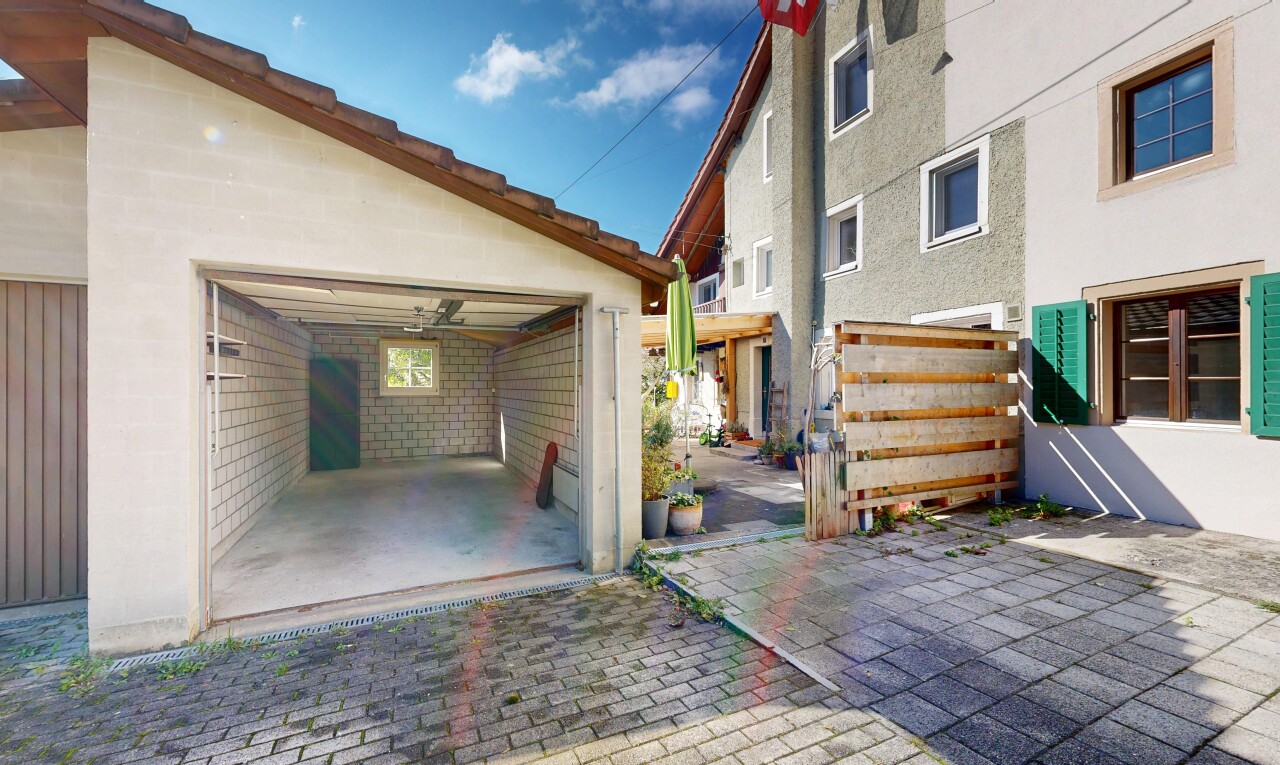 Charmantes 4-Zimmer-Haus mit grossem separatem Garten - 8