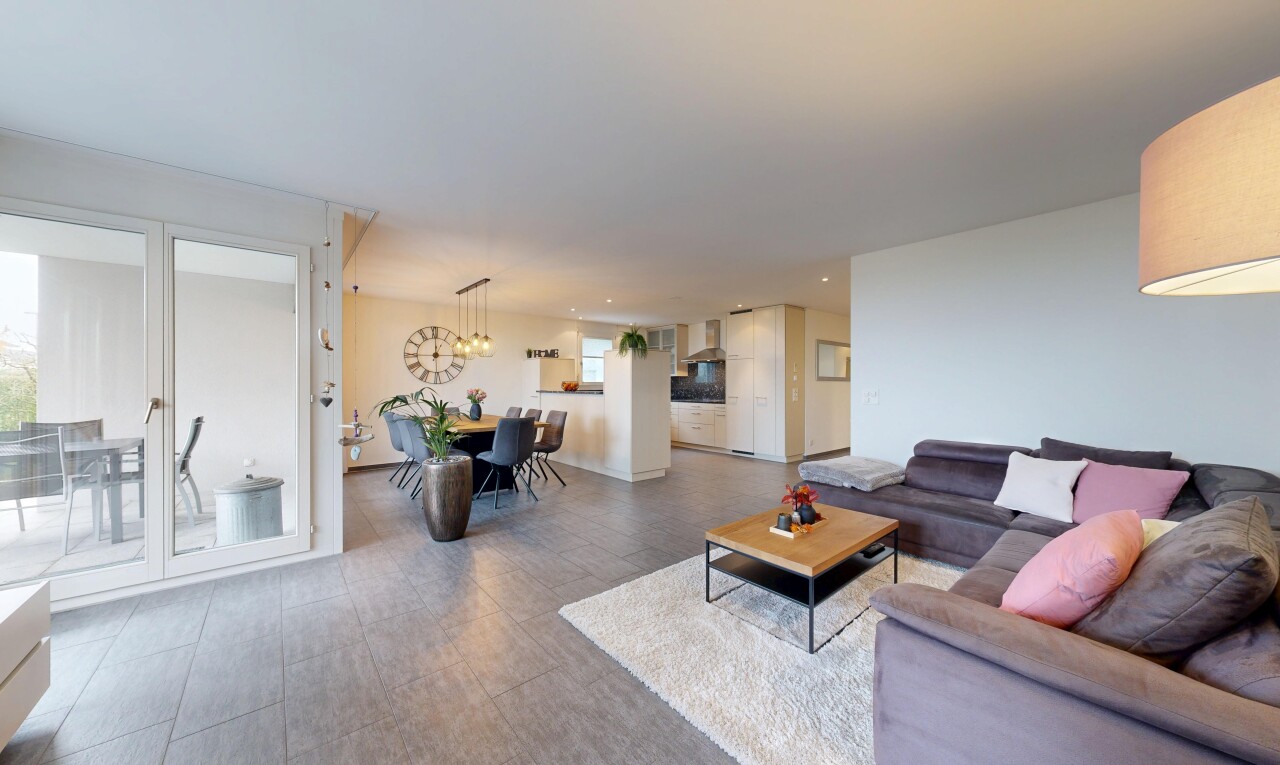 Attraktives Lebensgefühl in Cham -  Lichtdurchflutete​ Gartenwohnung - 0