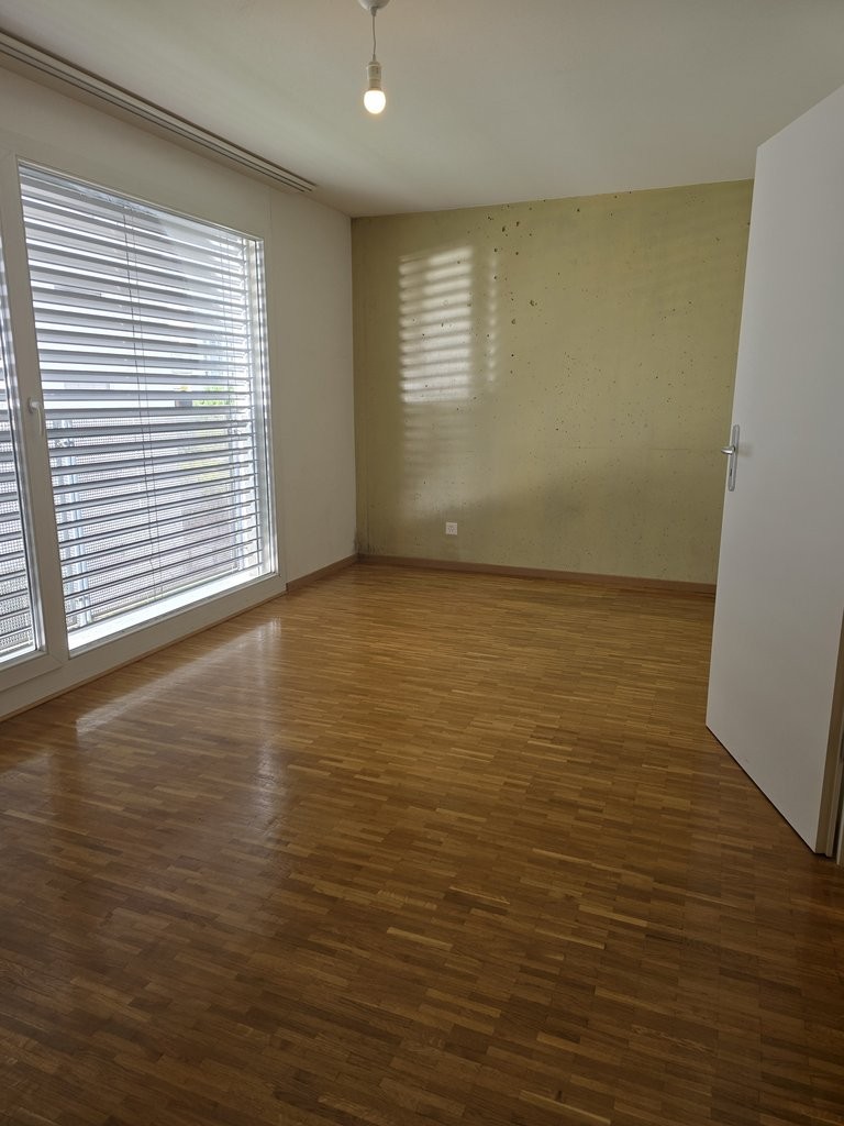 À saisir ! Magnifique logement à deux pas du métro M1 ! - 4