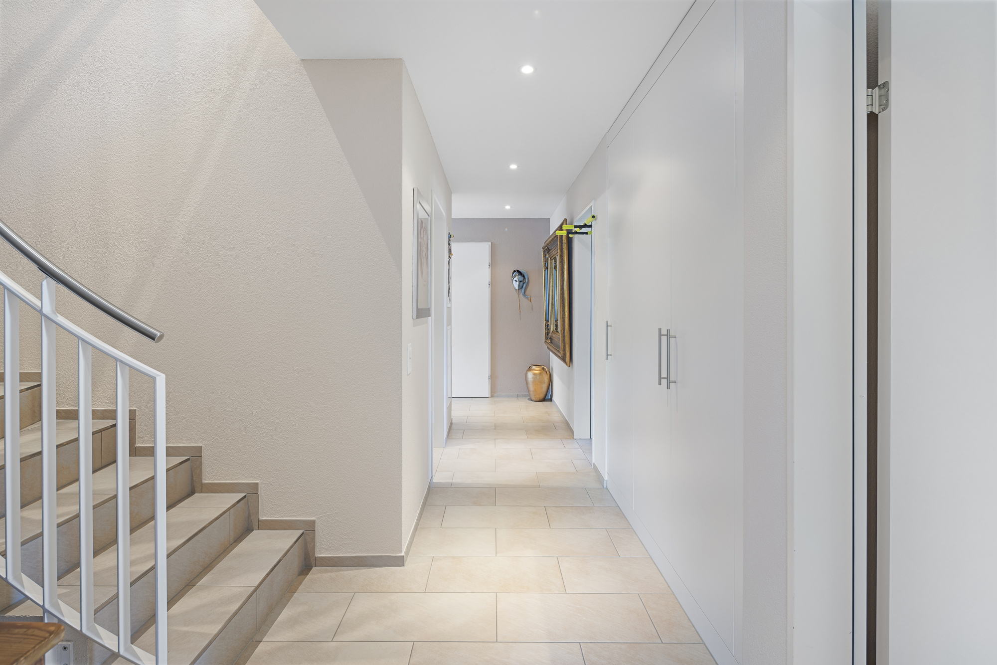 Zentrale und moderne Wohnoase mit sonniger Terrasse - 8