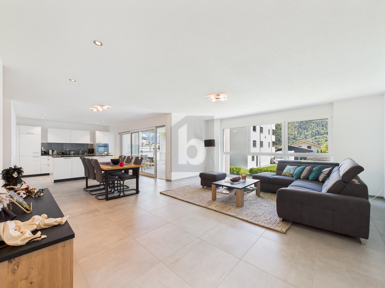 VIEL KOMFORT AN RUHIGER LAGE - 0