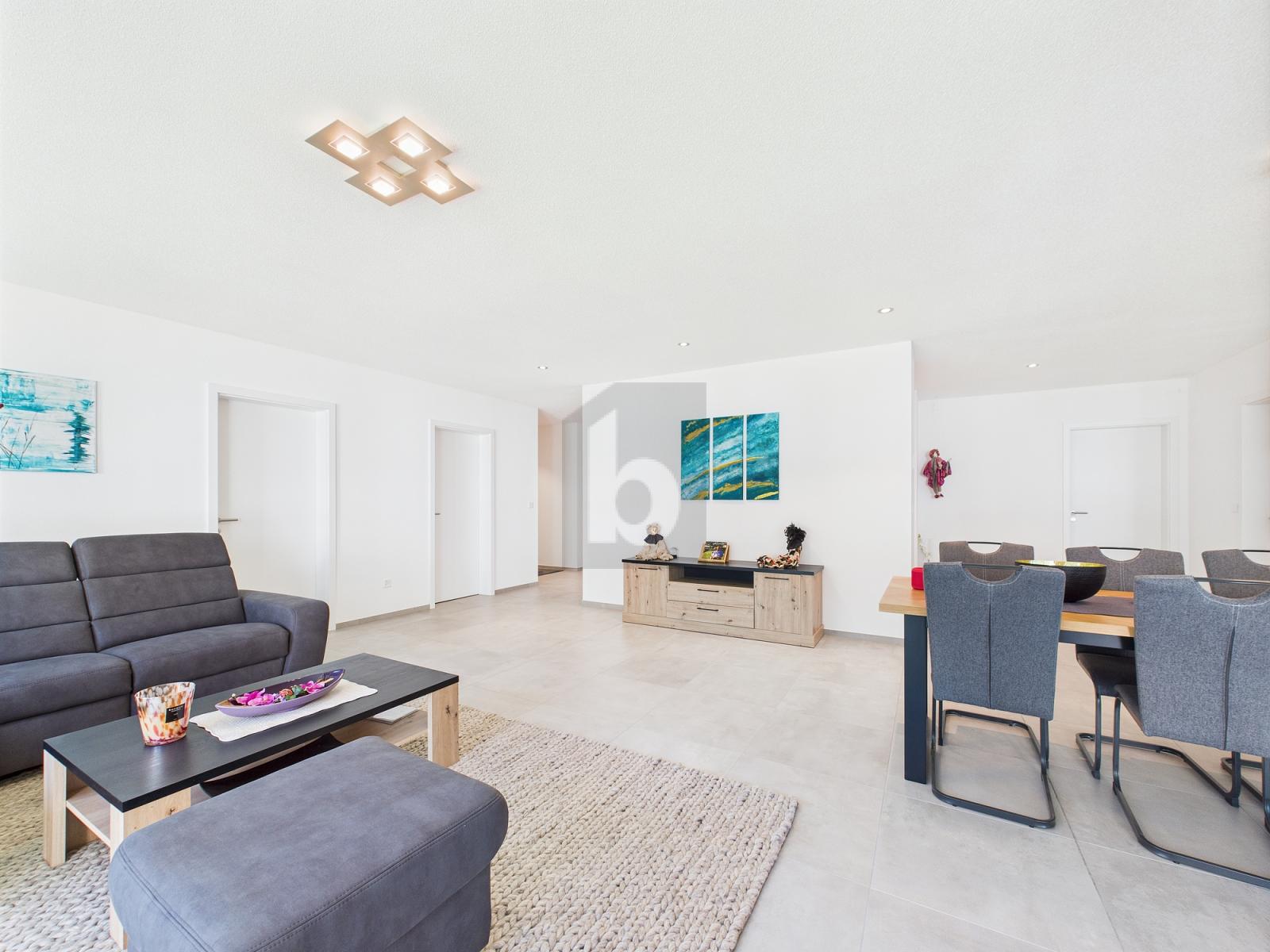 VIEL KOMFORT AN RUHIGER LAGE - 1