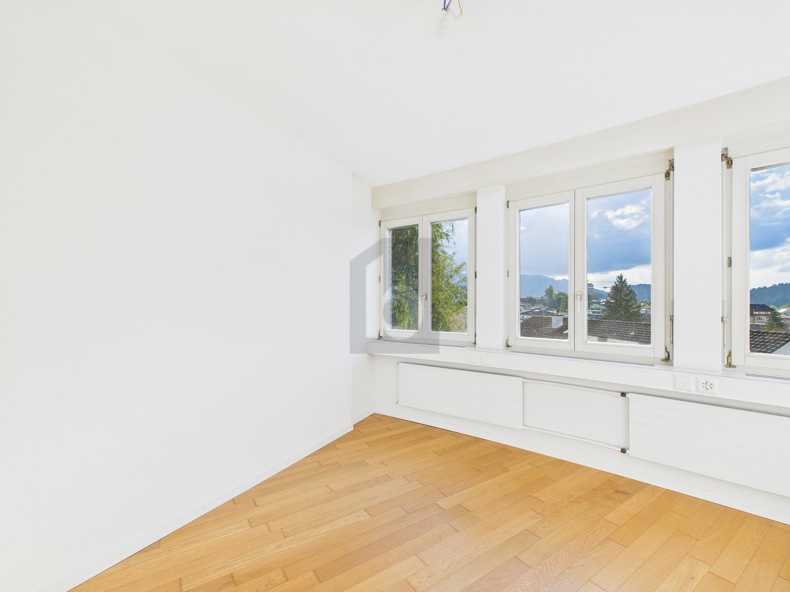 REPRÄSENTATIV AN ZENTRALER LAGE! - 3