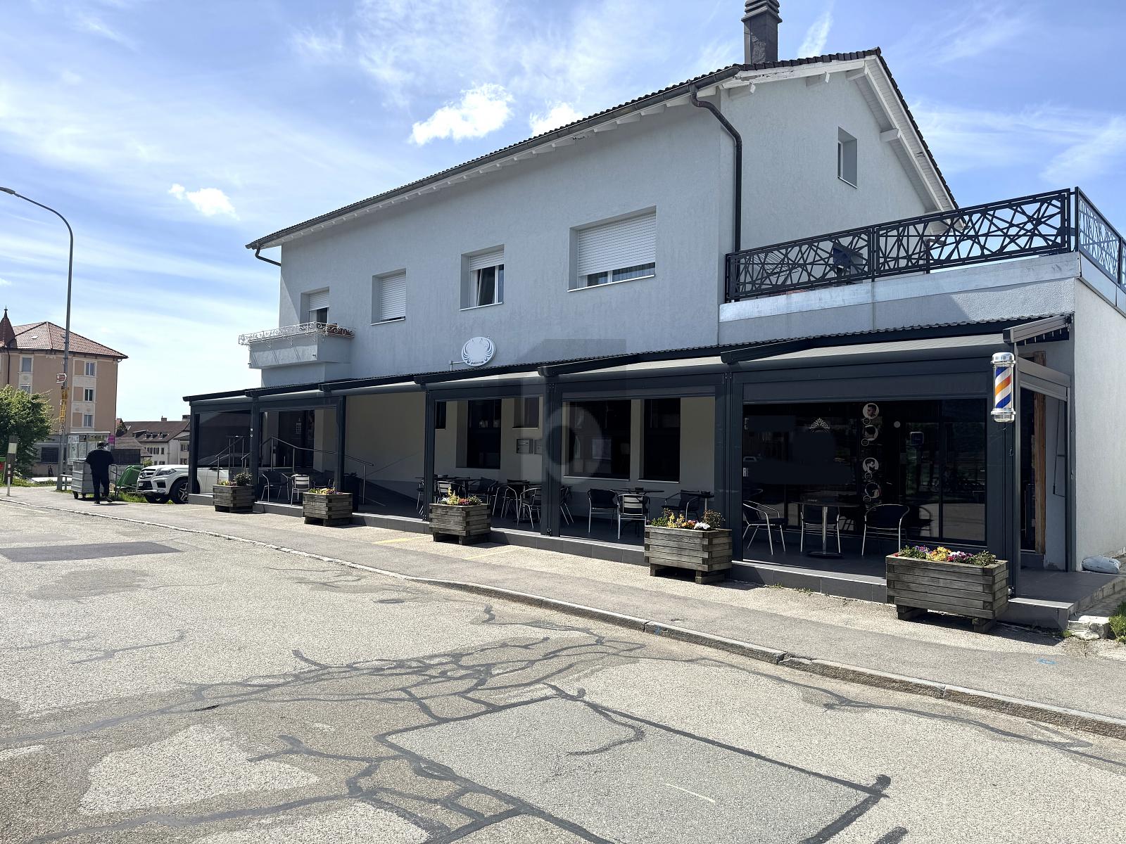 IDÉALEMENT SITUÉ AVEC 5% DE RENDEMENT - 0