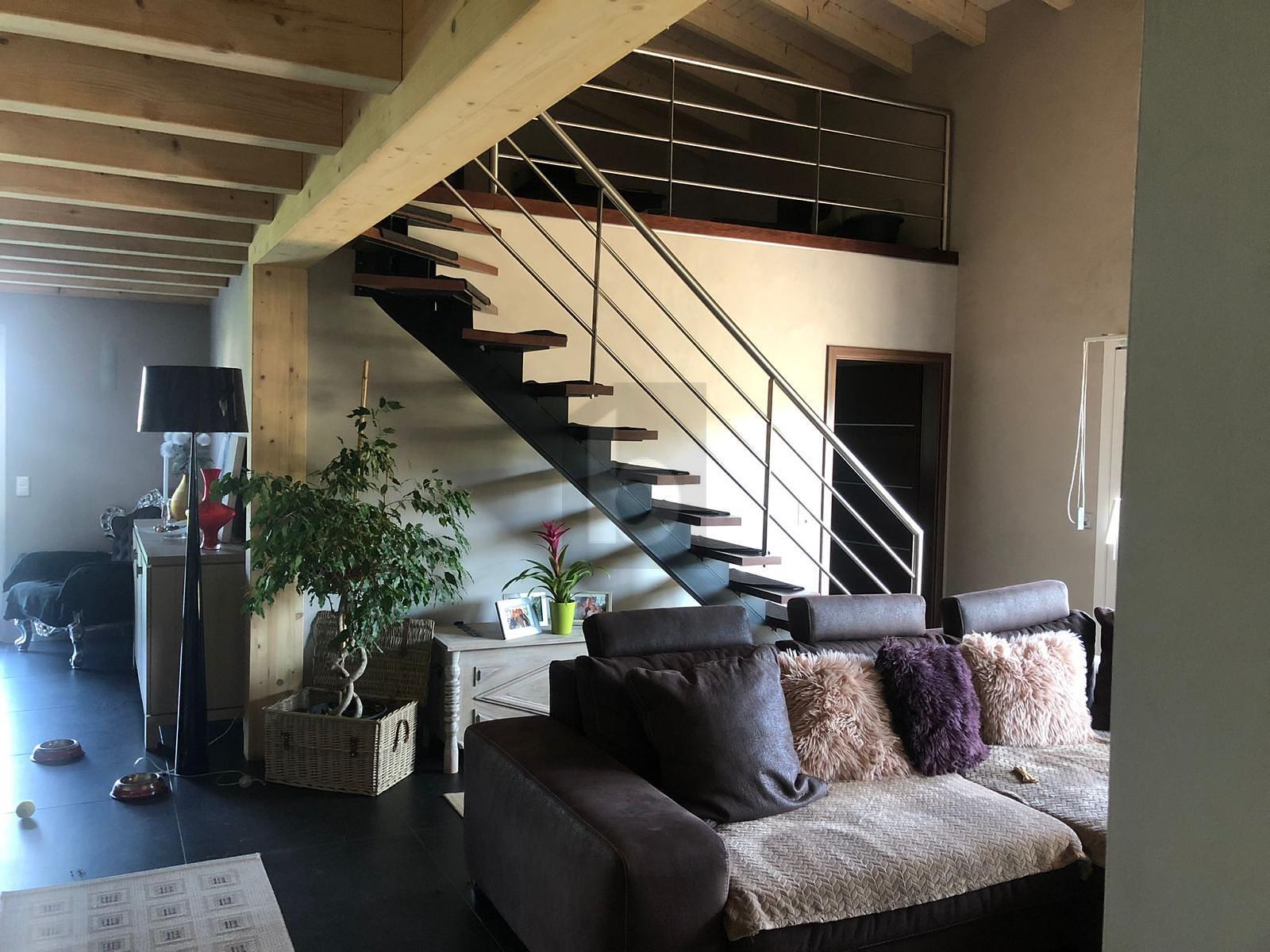 CHALEUREUSE, DANS UN QUARTIER TRANQUILLE - 4