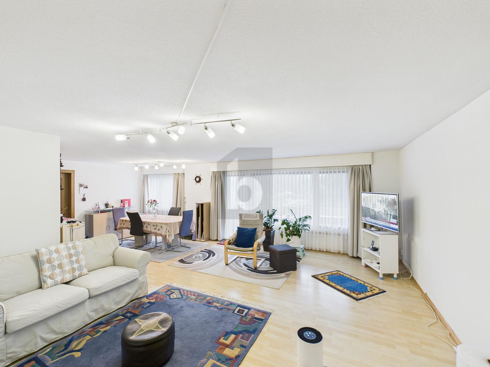 GROSSZÜGIG IN FAMILIENFREUNDLICHEM QUARTIER - 1