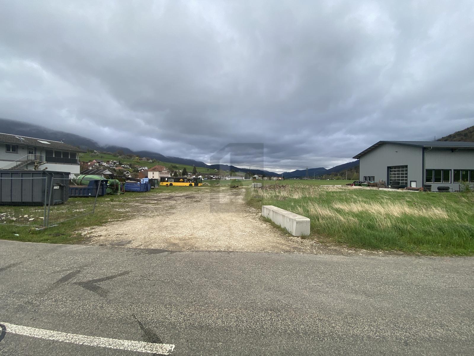 BUSINESS-STANDORT MIT ZUSÄTZLICHEN RAUMEINHEITEN - 4