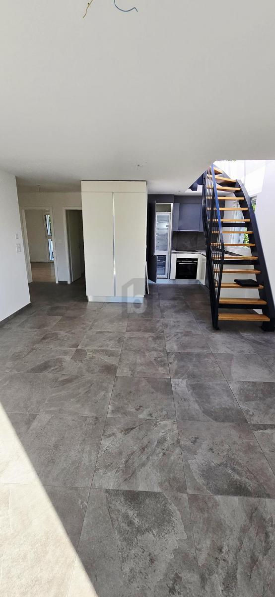 APPARTEMENT MAGNIFIQUE AVEC ROOFTOP - 2