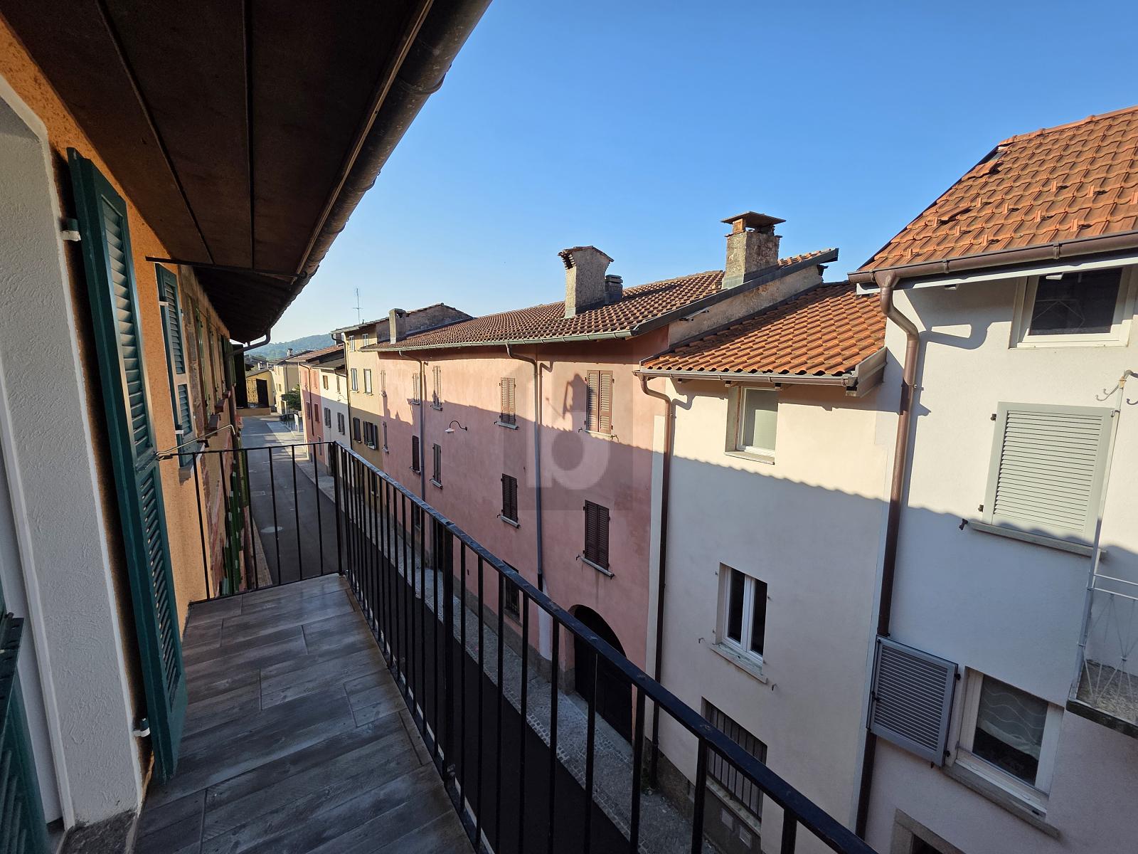 ACCOGLIENTE E SOLEGGIATO IN POSIZIONE CENTRALE - 3