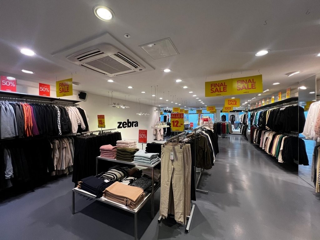 Grosszügiges Ladenlokal an zentraler Lage - 1