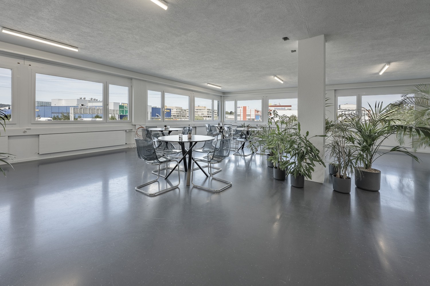 Vielseitiges Gewerbeobjekt mit Warenlift direkt auf die Fläche - 4