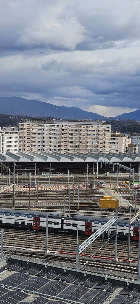 Box intérieur proche gare Cornavin - Rue Rothschild 60/64 - 0