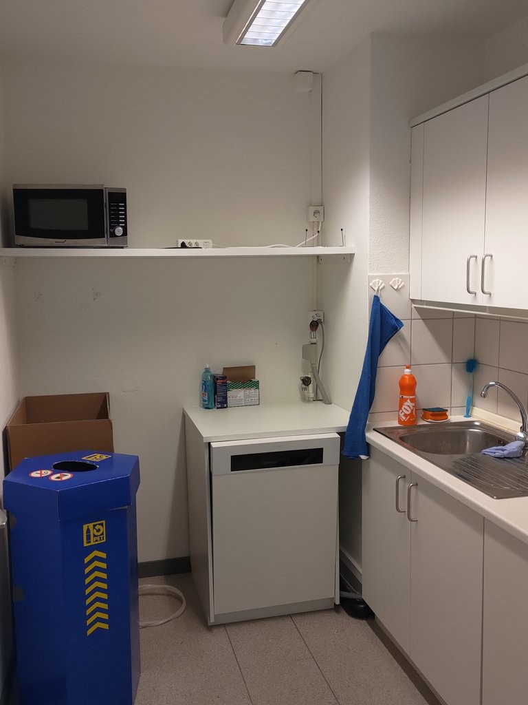 Zentral gelegenes Büro für KMUs/Startups - 5