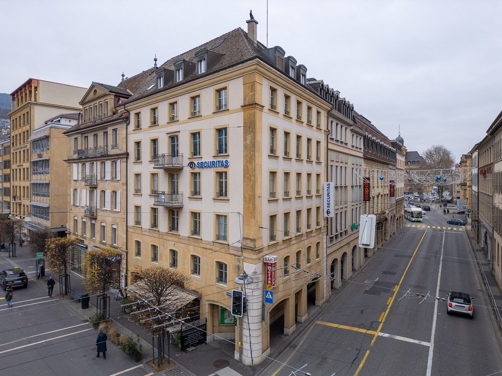 Surface bureau au centre-ville de Neuchâtel - 0