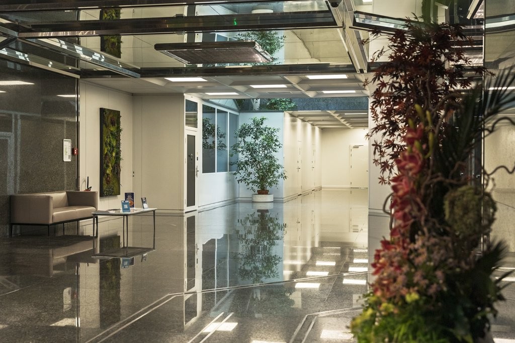 Magnifique local commercial au World Trade Center II à Genève - 2