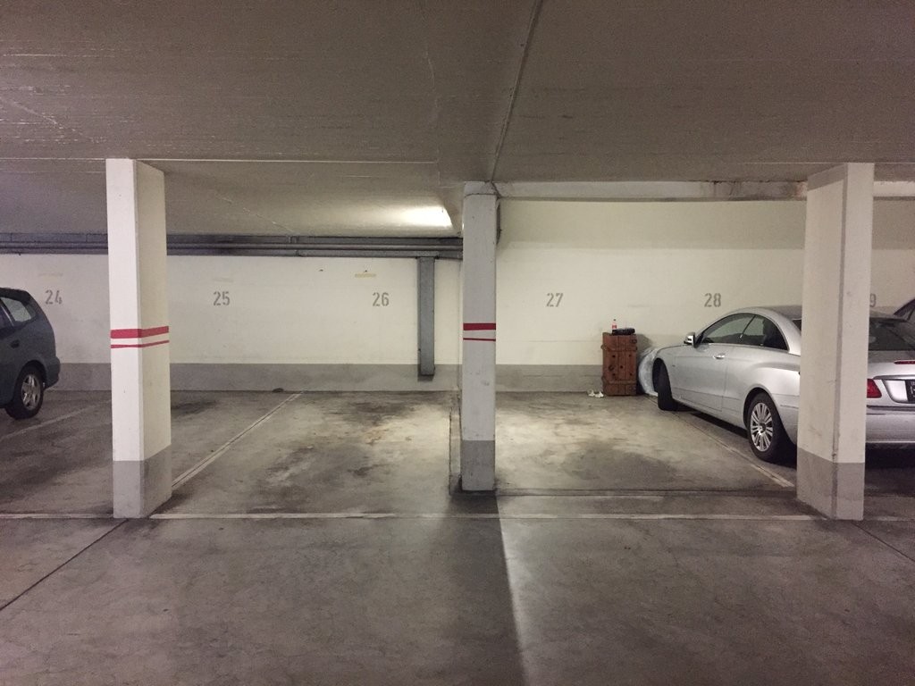 Einstellplatz zu im Kreis 12 vermieten! - 1