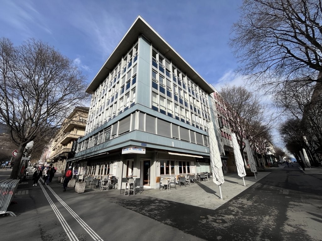 Dépôt à louer au centre-ville de Sion - 0