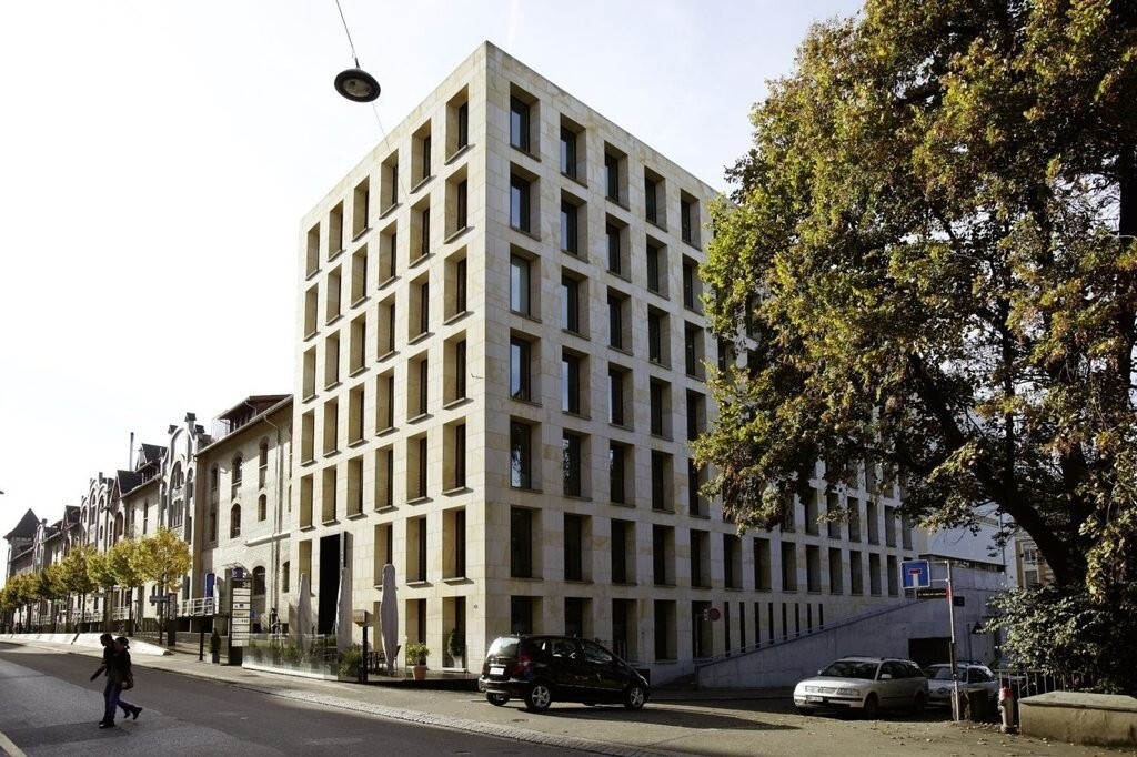 Per 16.05.2025 in Stadt Nähe ein Parkplatz für Ihr Fahrzeug. - 0