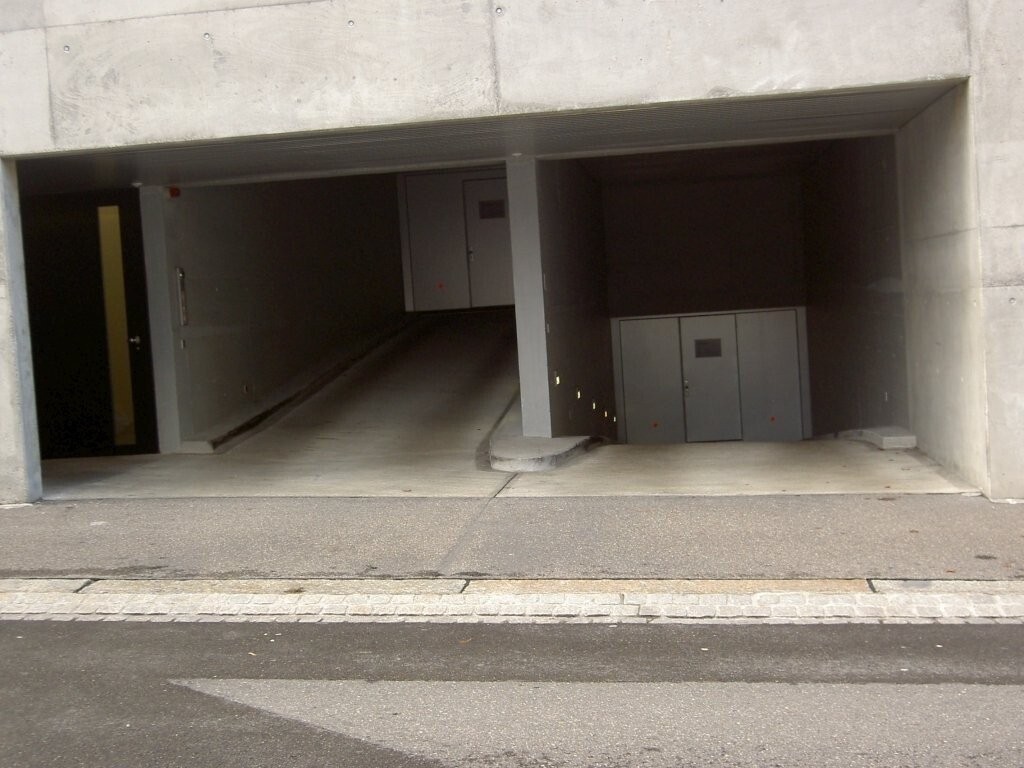 Per 16.05.2025 in Stadt Nähe ein Parkplatz für Ihr Fahrzeug. - 1