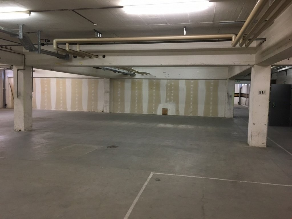 Attraktive Lagerflächen im 1. UG mit Warenlift - 3